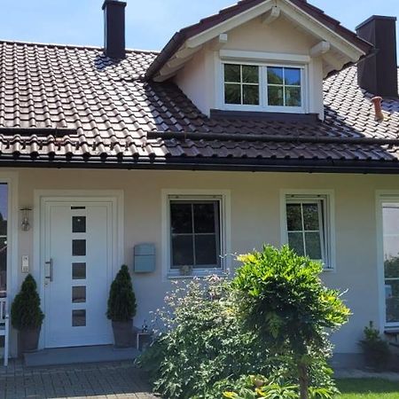 Stilvolles Apartment "Romantic" Neukirchen vorm Wald Exterior photo